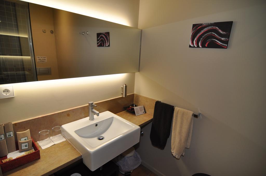 Restaurant & Rooms Cabrit Sant Mateu Chambre photo