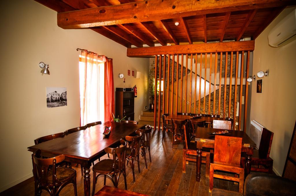 Restaurant & Rooms Cabrit Sant Mateu Extérieur photo